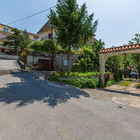 Helles Nur 650 Meter Zum Mit Herrlichem Meerblick, Privatem Balkon, Waschmaschine Appartement