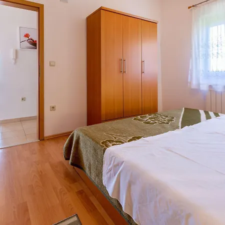 Appartement Helles Nur 650 Meter Zum Mit Herrlichem Meerblick, Privatem Balkon, Waschmaschine Dramalj