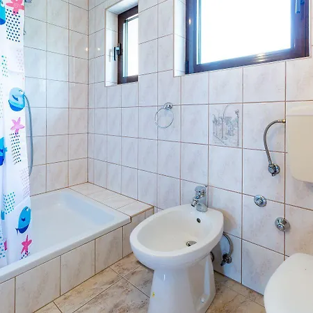 Appartement Helles Nur 650 Meter Zum Mit Herrlichem Meerblick, Privatem Balkon, Waschmaschine Dramalj