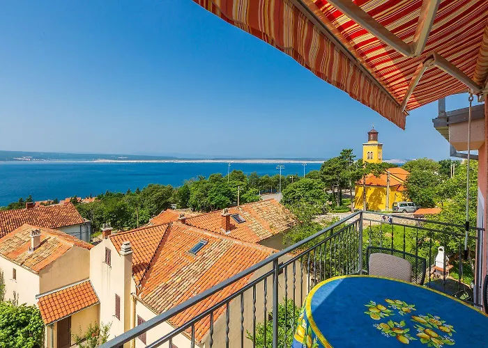 Helles Nur 650 Meter Zum Mit Herrlichem Meerblick, Privatem Balkon, Waschmaschine