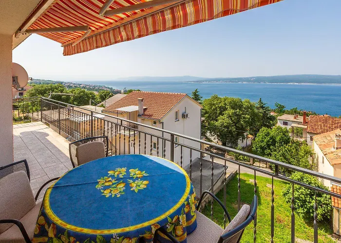 Helles Nur 650 Meter Zum Mit Herrlichem Meerblick, Privatem Balkon, Waschmaschine