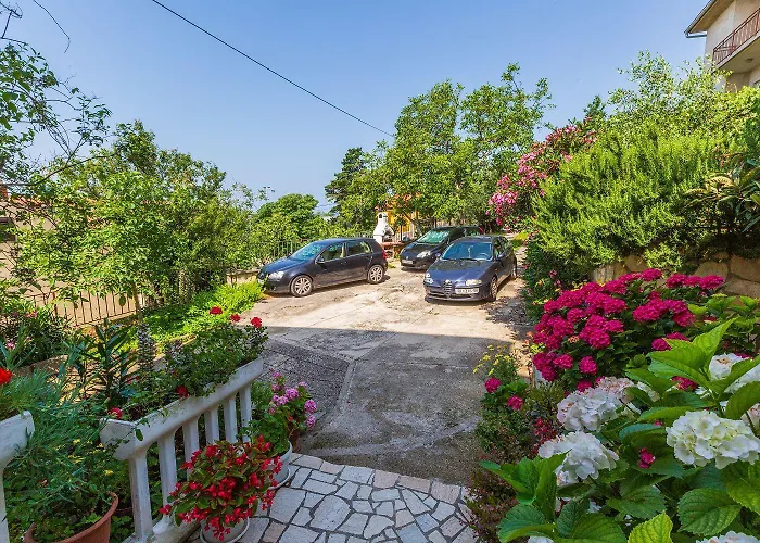 Apartment Helles Nur 650 Meter Zum Mit Herrlichem Meerblick, Privatem Balkon, Waschmaschine