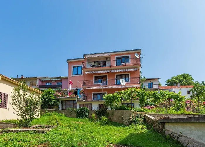 Helles Nur 650 Meter Zum Mit Herrlichem Meerblick, Privatem Balkon, Waschmaschine
